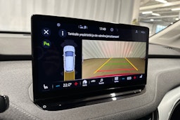 punainen Skoda Enyaq 2022 kuva 19.