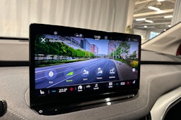 punainen Skoda Enyaq 2022 kuva 24.