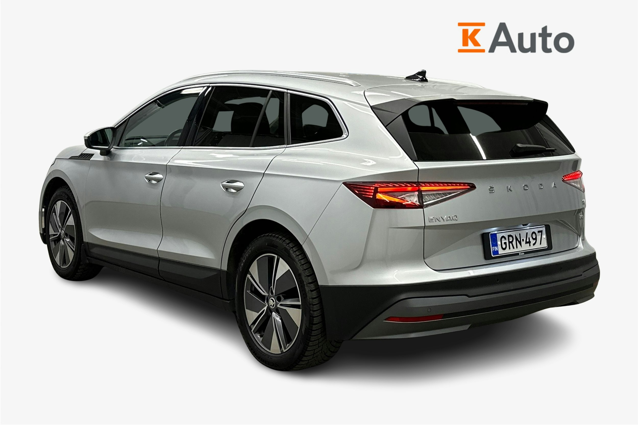 harmaa Skoda Enyaq 2022 kuva 2.