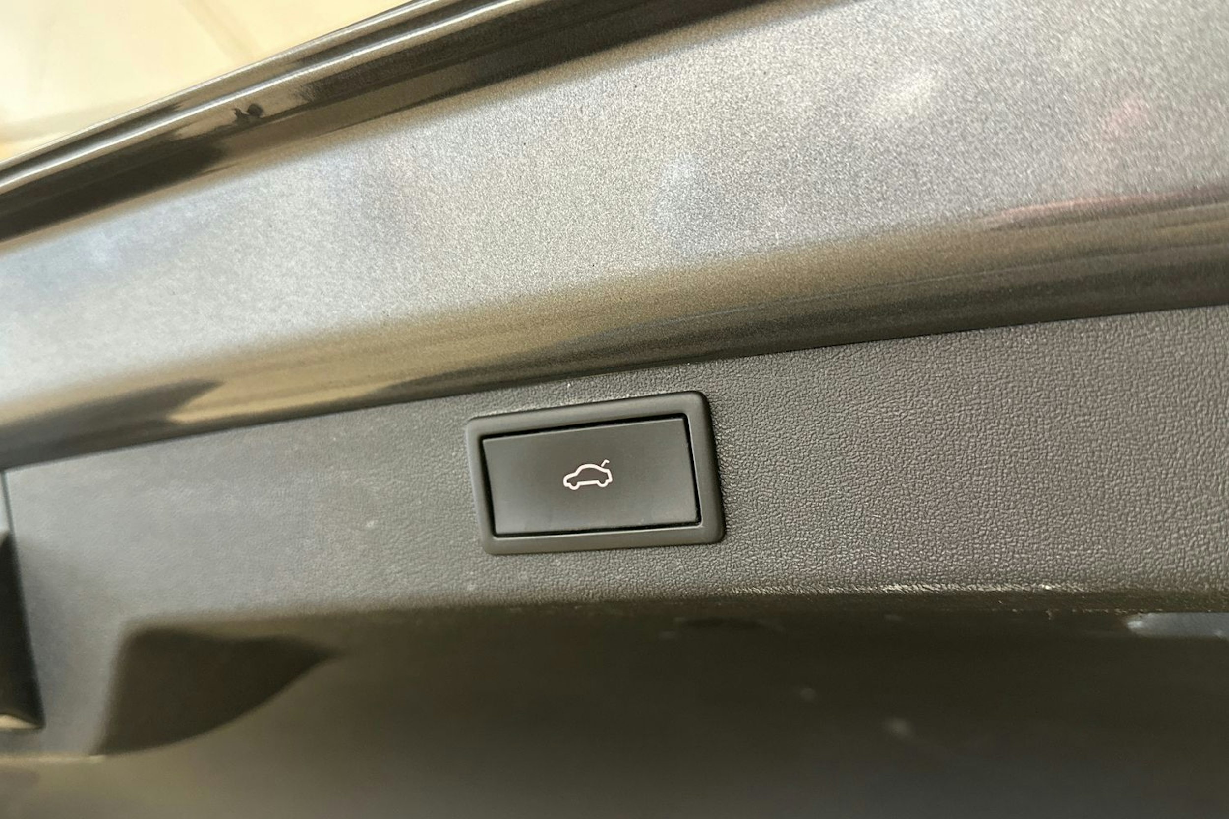 harmaa Skoda Enyaq 2022 kuva 35.
