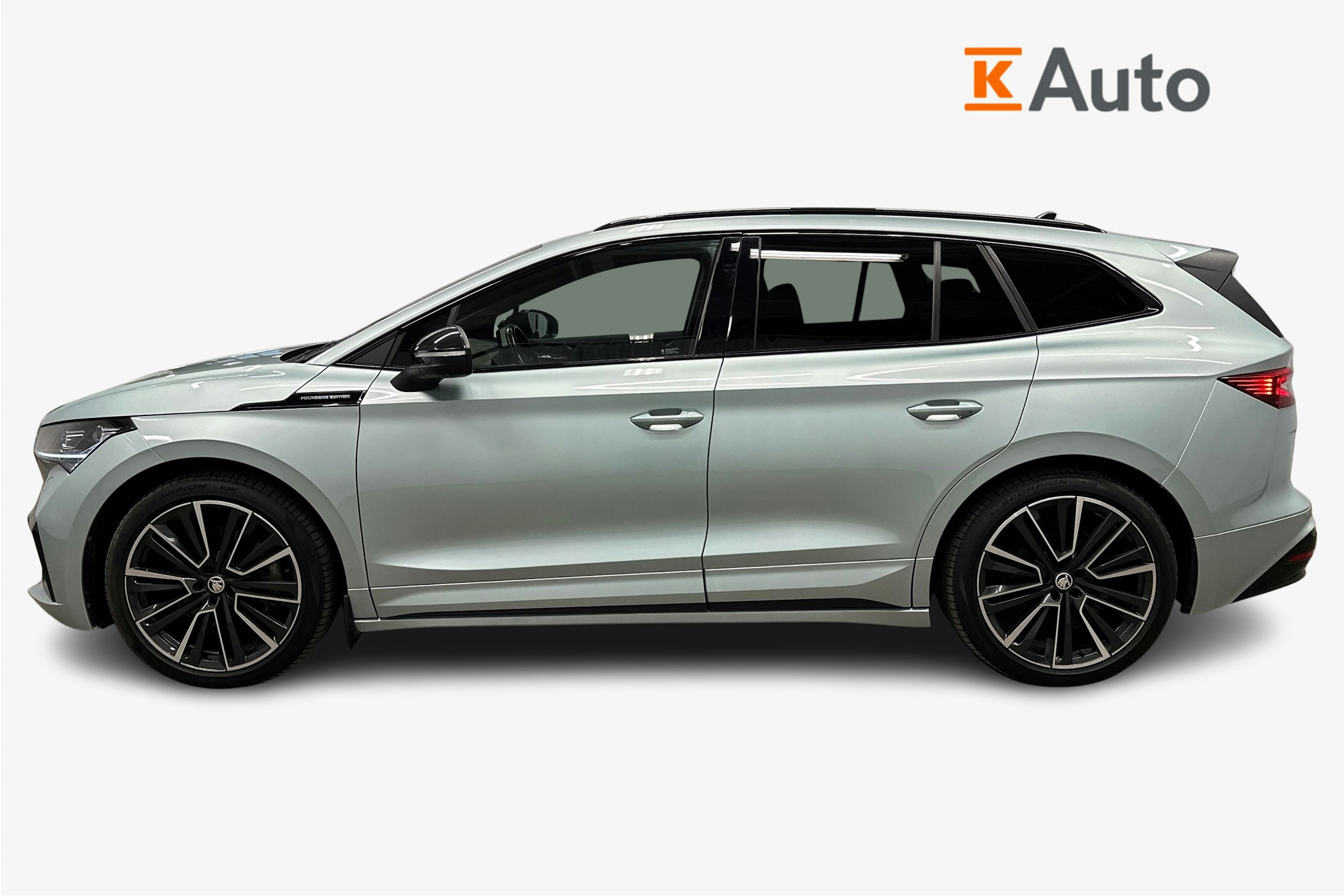 hopea Skoda Enyaq 2022 kuva 6.