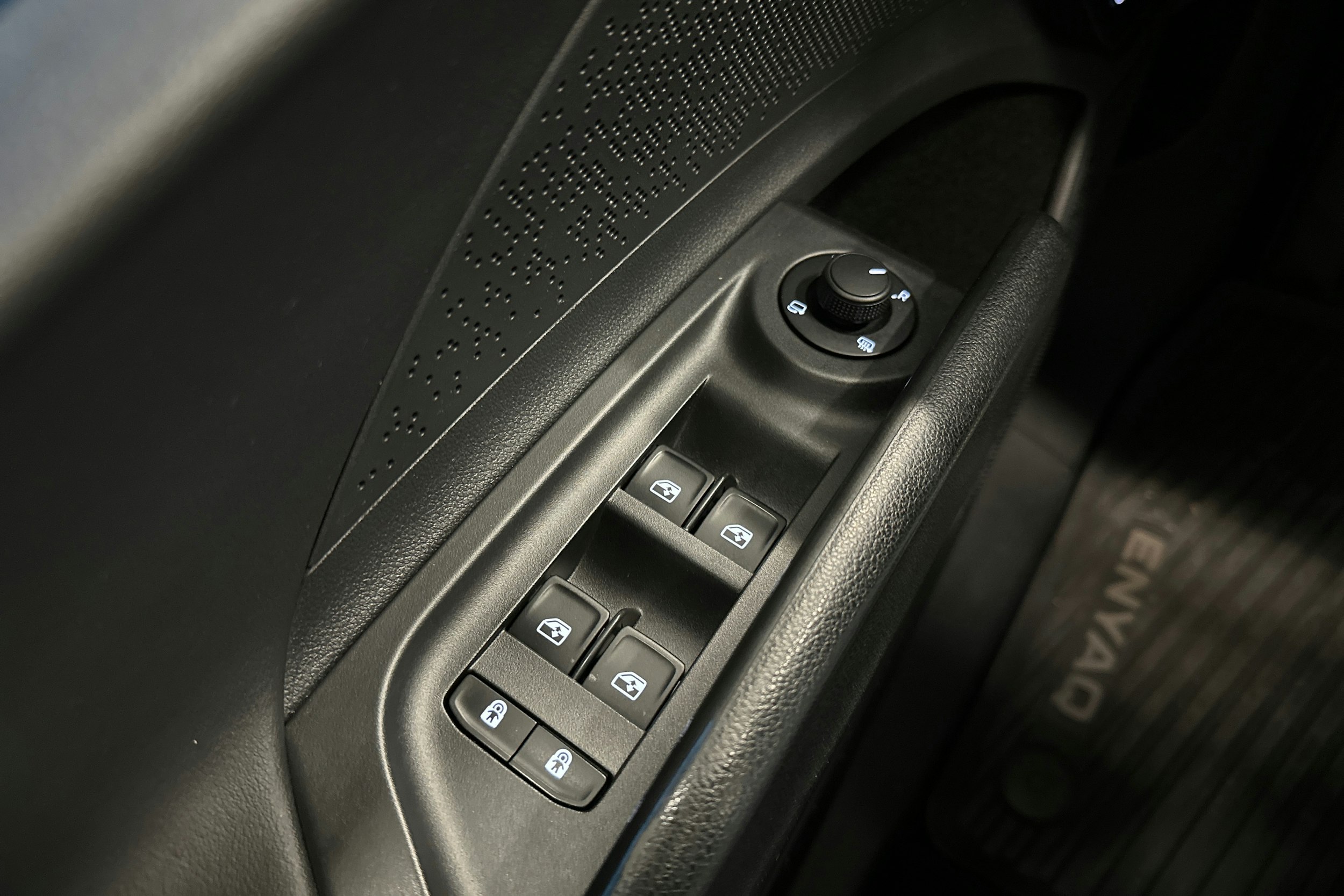 hopea Skoda Enyaq 2022 kuva 18.