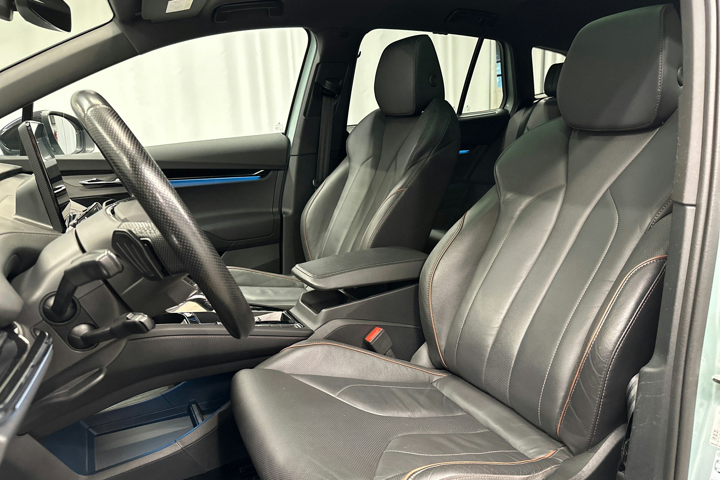 hopea Skoda Enyaq 2022 kuva 31.