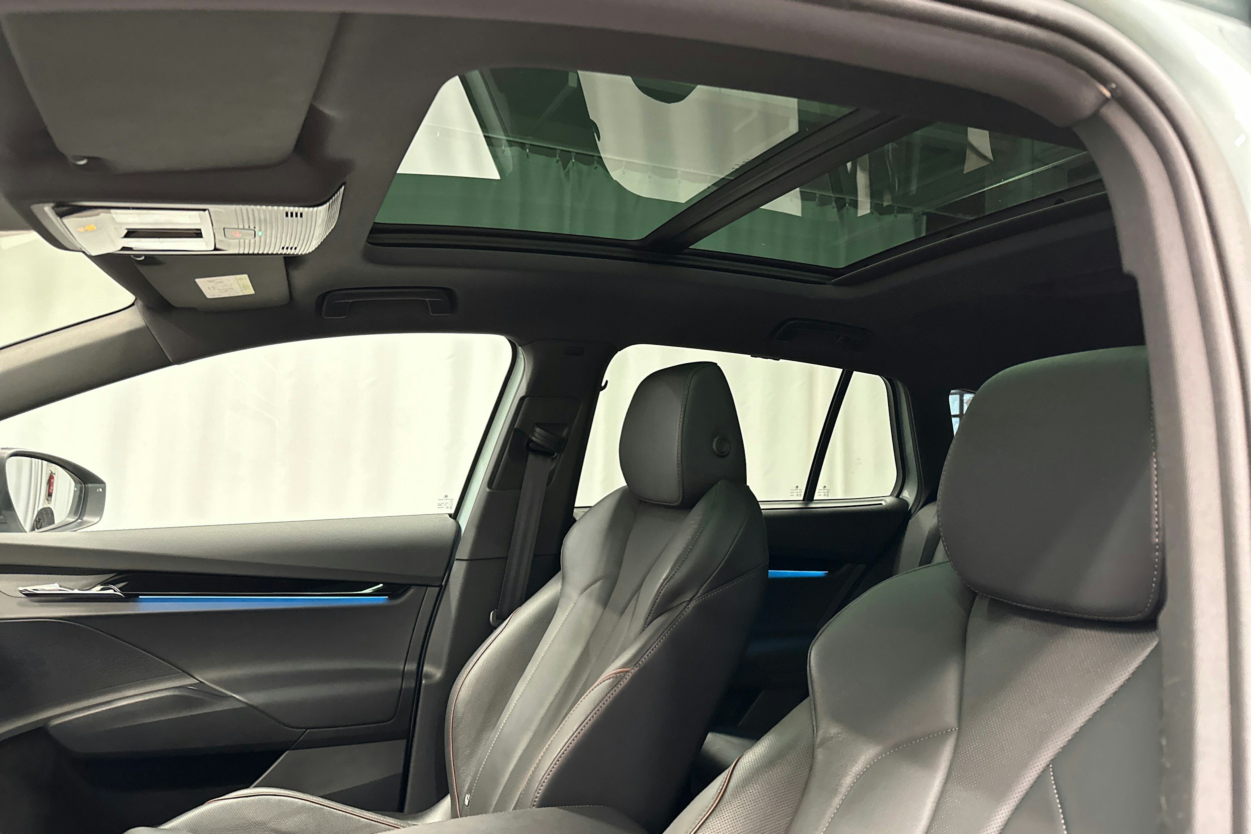 hopea Skoda Enyaq 2022 kuva 35.