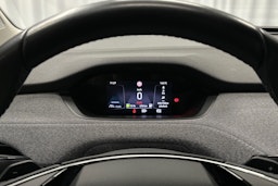 harmaa Skoda Enyaq 2022 kuva 16.