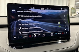 musta Skoda Enyaq 2022 kuva 24.