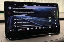 musta Skoda Enyaq 2022 kuva 29.