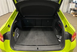 vihreä Skoda Enyaq 2022 kuva 14.