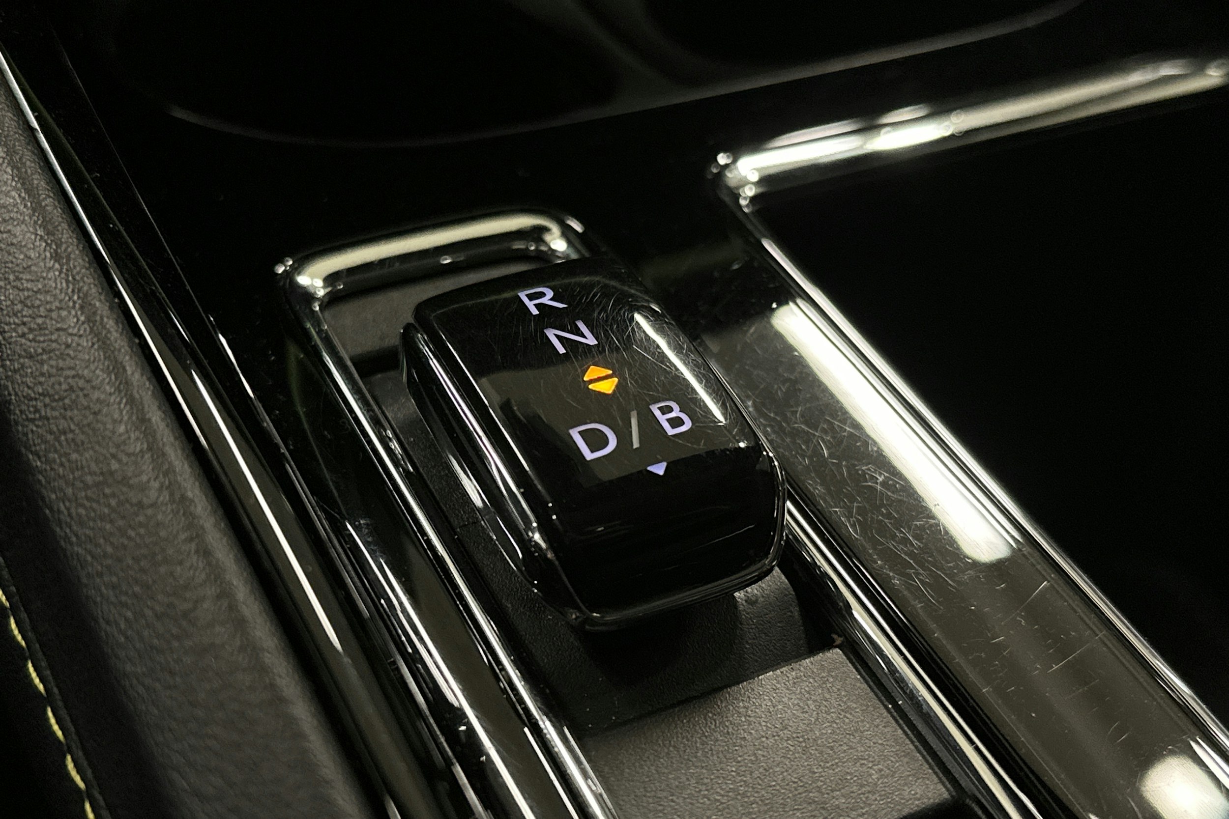 vihreä Skoda Enyaq 2022 kuva 34.