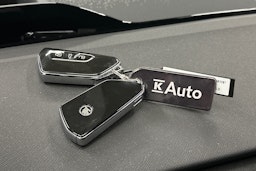 vihreä Skoda Enyaq 2022 kuva 36.