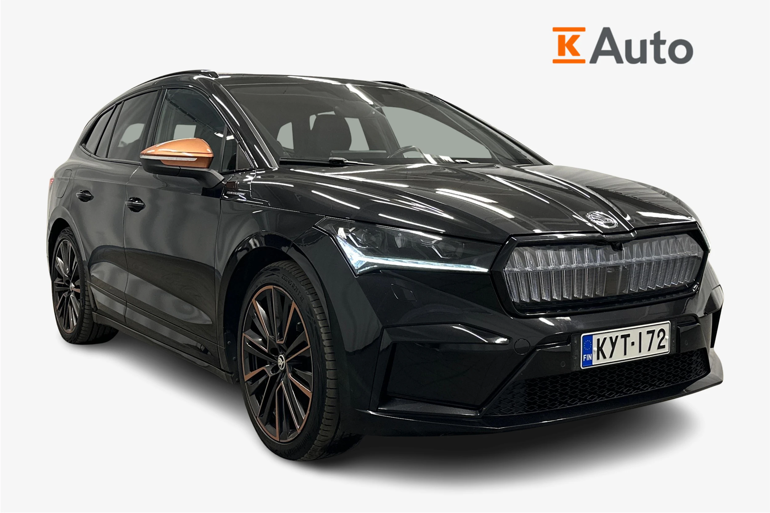 musta Skoda Enyaq 2022 kuva 1.