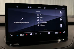 musta Skoda Enyaq 2022 kuva 17.