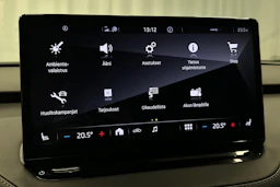 musta Skoda Enyaq 2022 kuva 19.