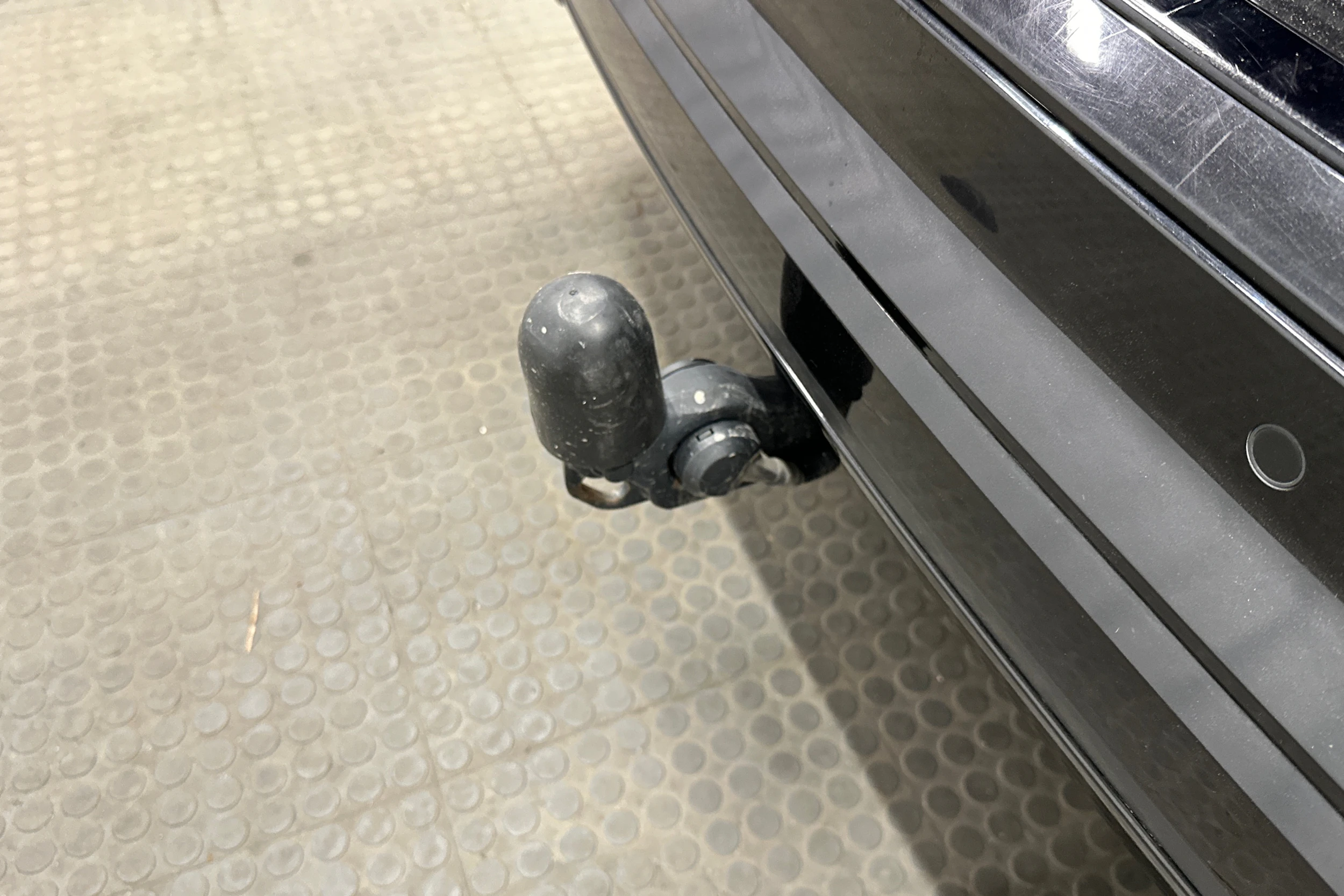 musta Skoda Enyaq 2022 kuva 41.
