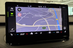 musta Skoda Enyaq 2022 kuva 24.