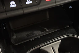 musta Skoda Enyaq 2022 kuva 32.