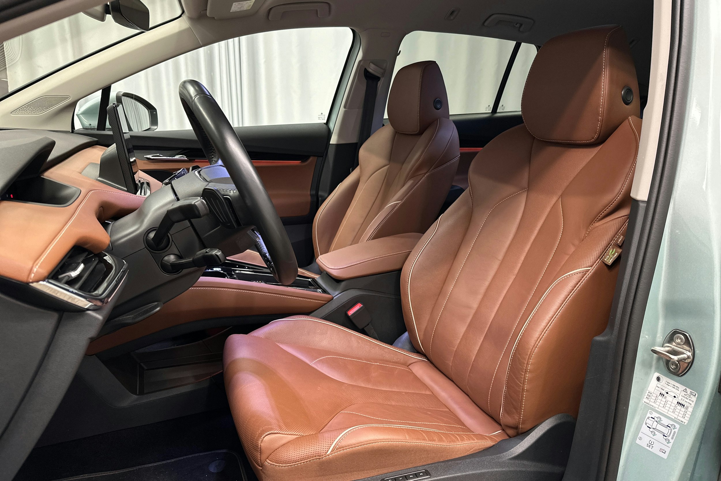 hopea Skoda Enyaq 2022 kuva 18.