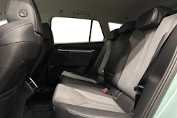 vihreä Skoda Enyaq 2022 kuva 10.