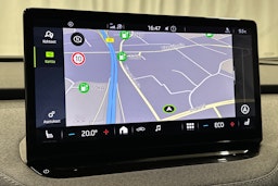 vihreä Skoda Enyaq 2022 kuva 22.