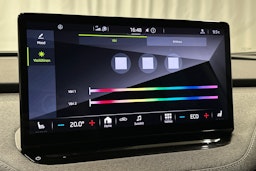 vihreä Skoda Enyaq 2022 kuva 27.