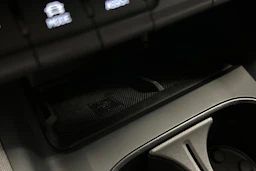 valkoinen Skoda Enyaq 2022 kuva 29.