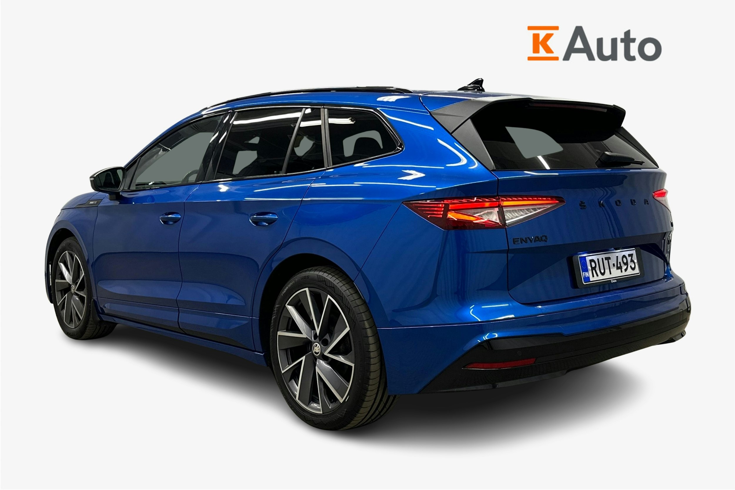 sininen Skoda Enyaq 2022 kuva 2.
