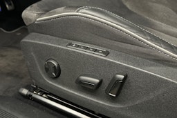 sininen Skoda Enyaq 2022 kuva 26.