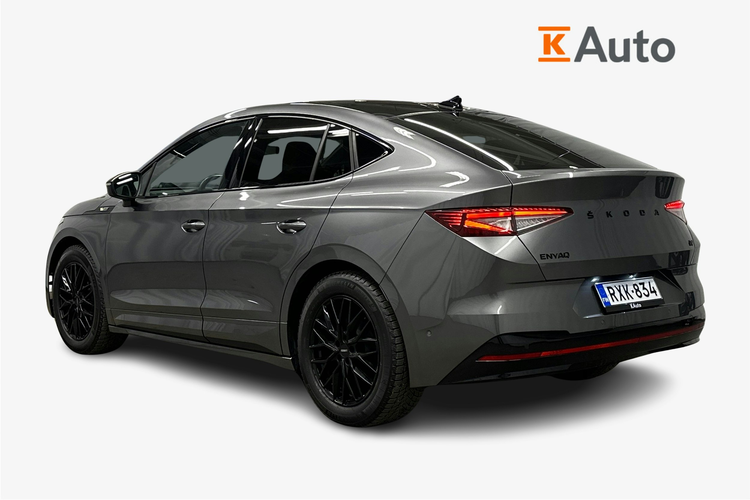 harmaa Skoda Enyaq 2022 kuva 2.