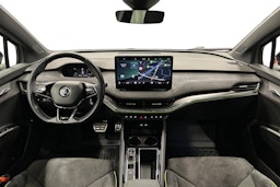 harmaa Skoda Enyaq 2022 kuva 9.