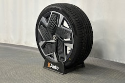 harmaa Skoda Enyaq 2022 kuva 13.