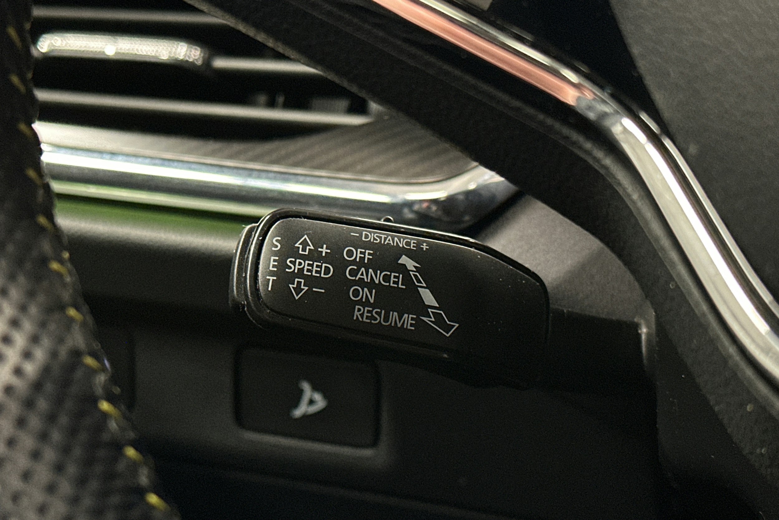 harmaa Skoda Enyaq 2022 kuva 21.