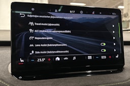 harmaa Skoda Enyaq 2022 kuva 27.