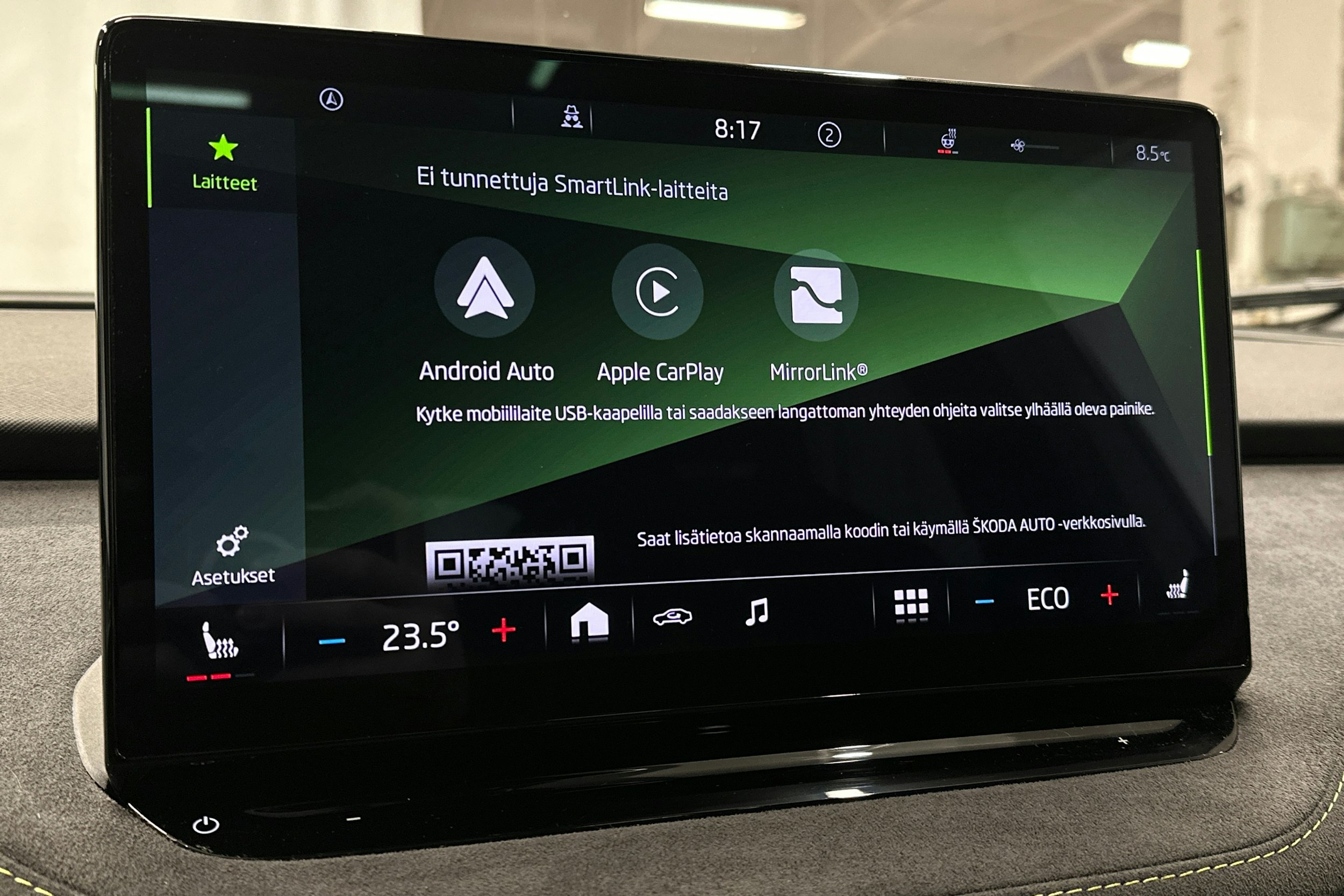 harmaa Skoda Enyaq 2022 kuva 29.