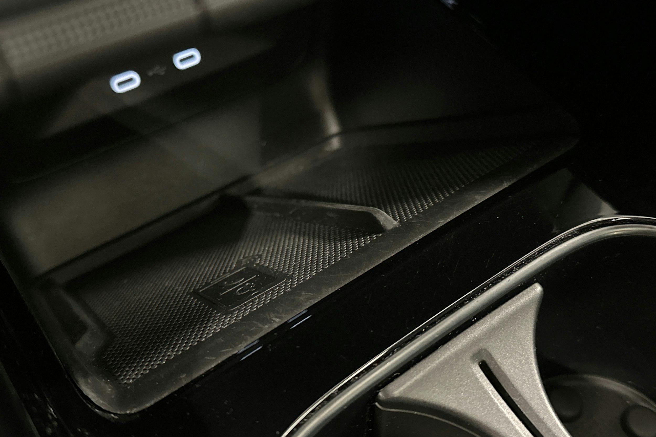 harmaa Skoda Enyaq 2022 kuva 33.