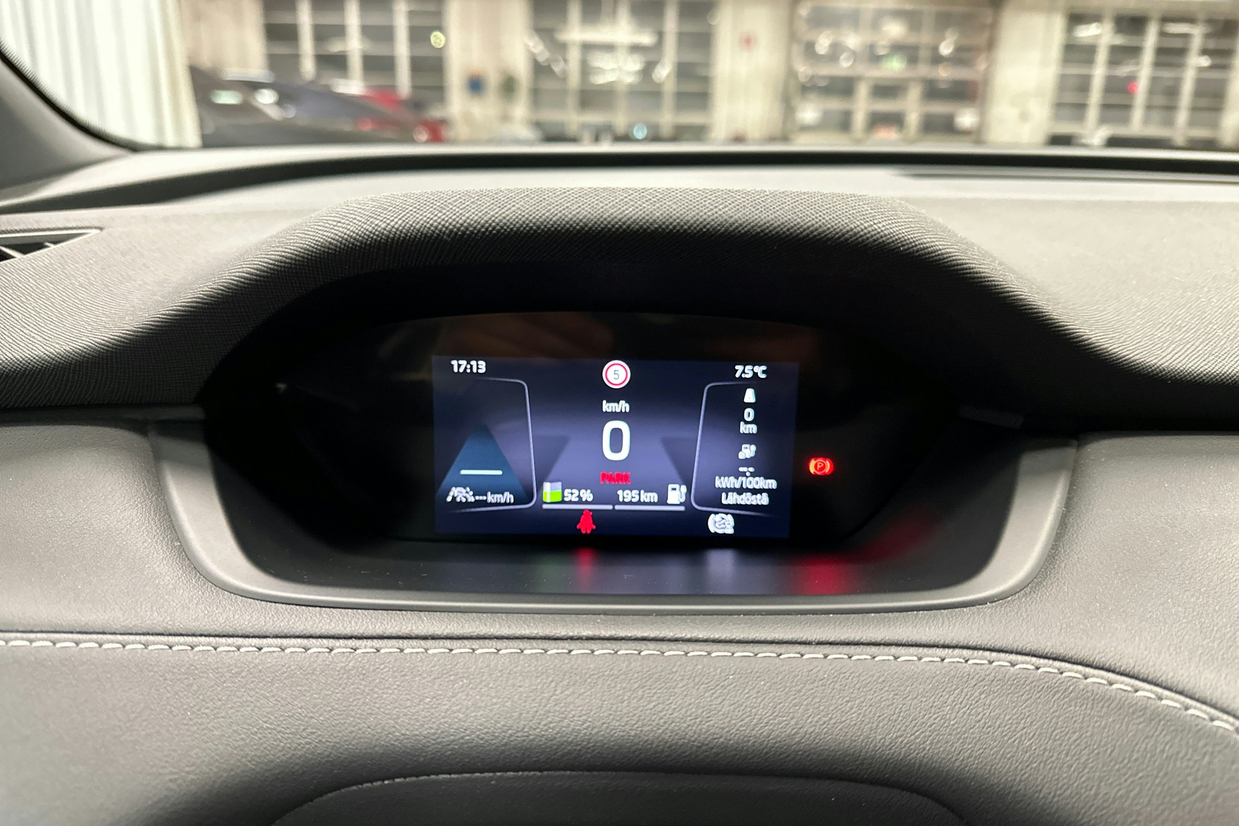 hopea Skoda Enyaq 2022 kuva 14.