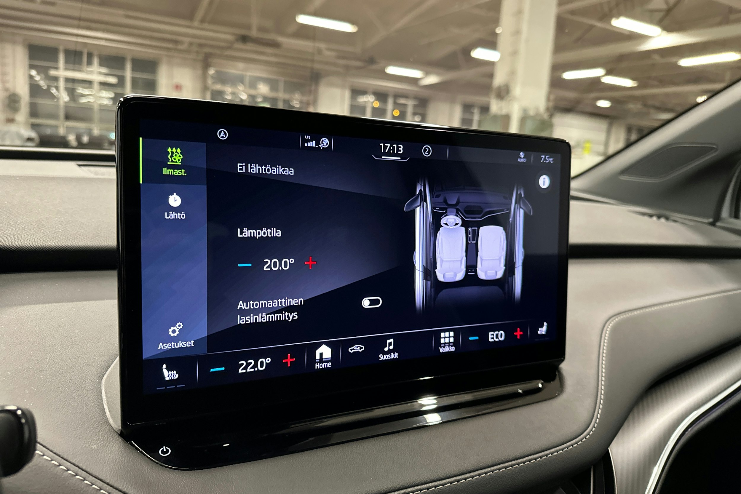 hopea Skoda Enyaq 2022 kuva 17.