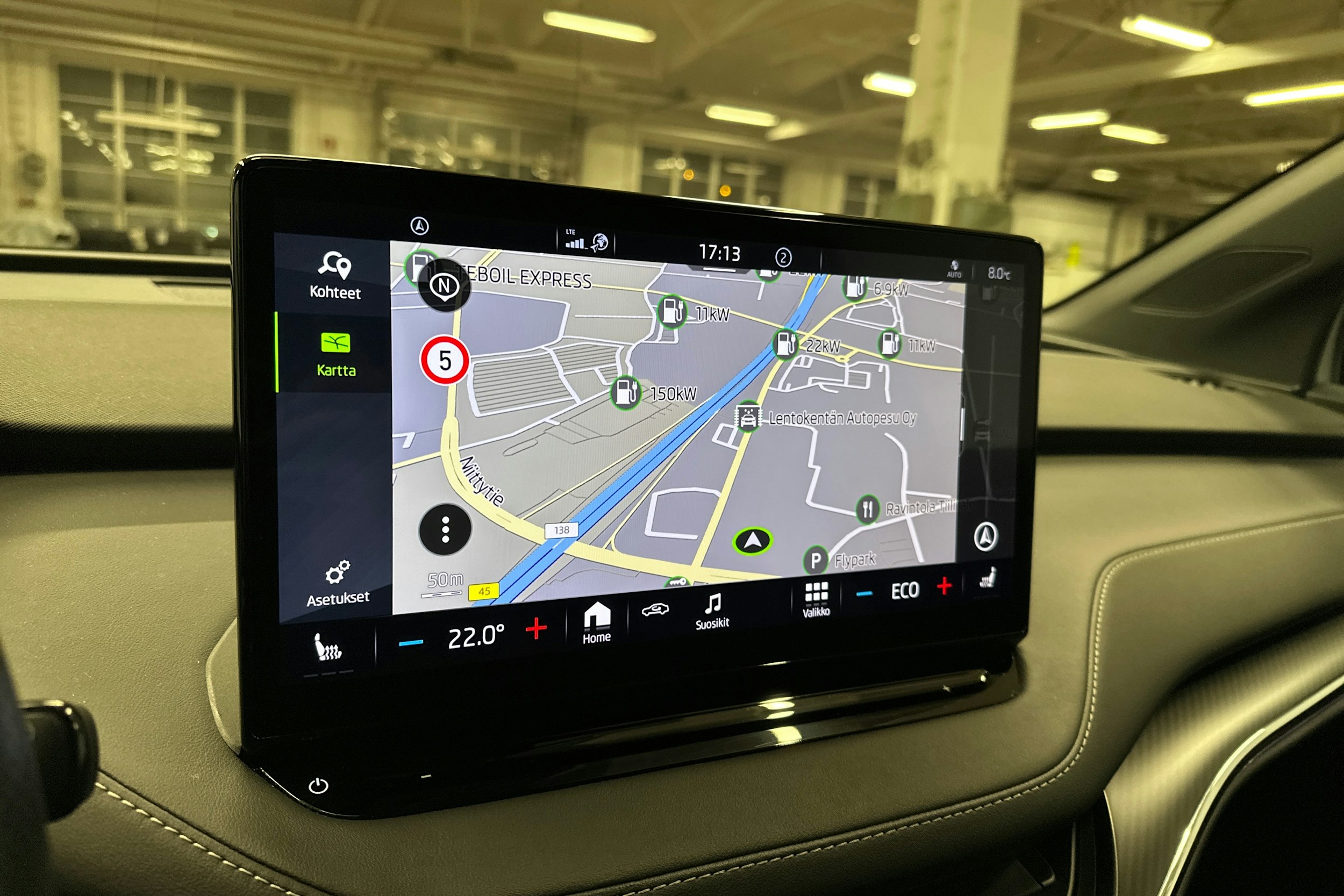 hopea Skoda Enyaq 2022 kuva 18.