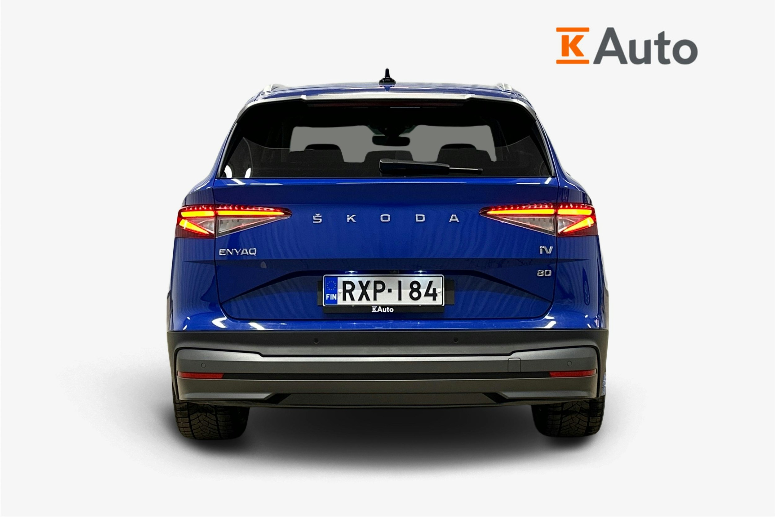 sininen Skoda Enyaq 2022 kuva 3.