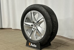 sininen Skoda Enyaq 2022 kuva 13.