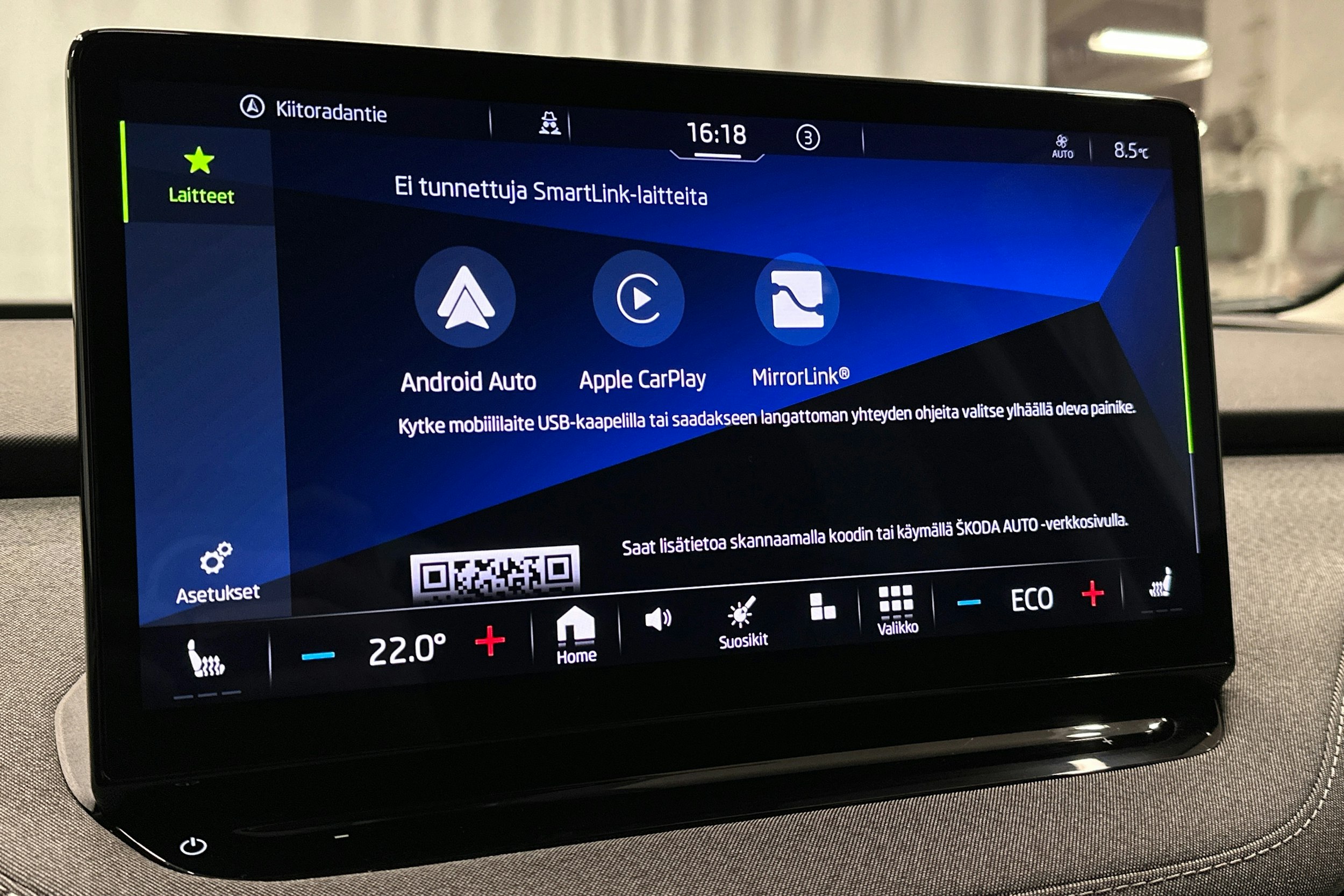 sininen Skoda Enyaq 2022 kuva 25.