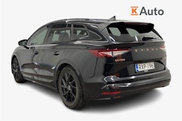 musta Skoda Enyaq 2022 kuva 2.