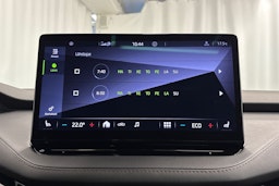 musta Skoda Enyaq 2022 kuva 20.