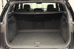 musta Skoda Enyaq 2022 kuva 27.