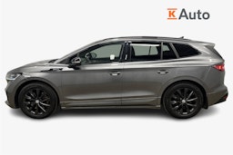 harmaa Skoda Enyaq 2022 kuva 6.