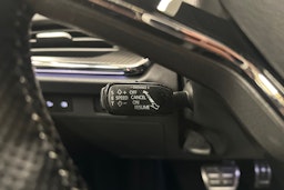 harmaa Skoda Enyaq 2022 kuva 16.