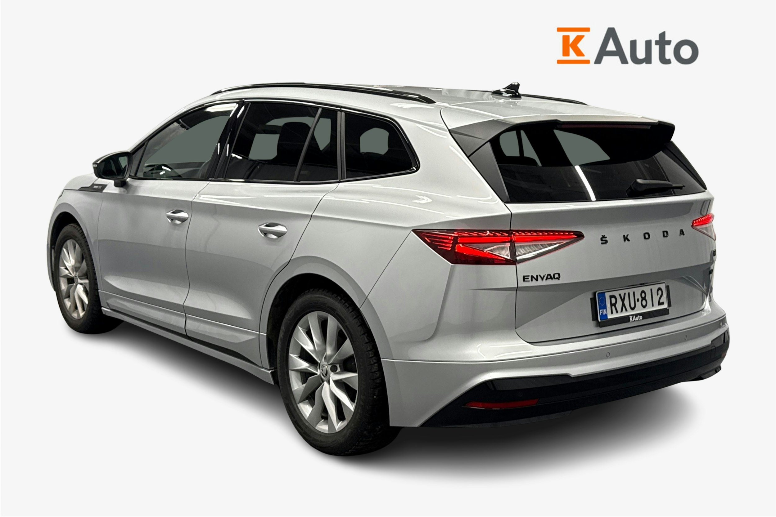 harmaa Skoda Enyaq 2022 kuva 2.