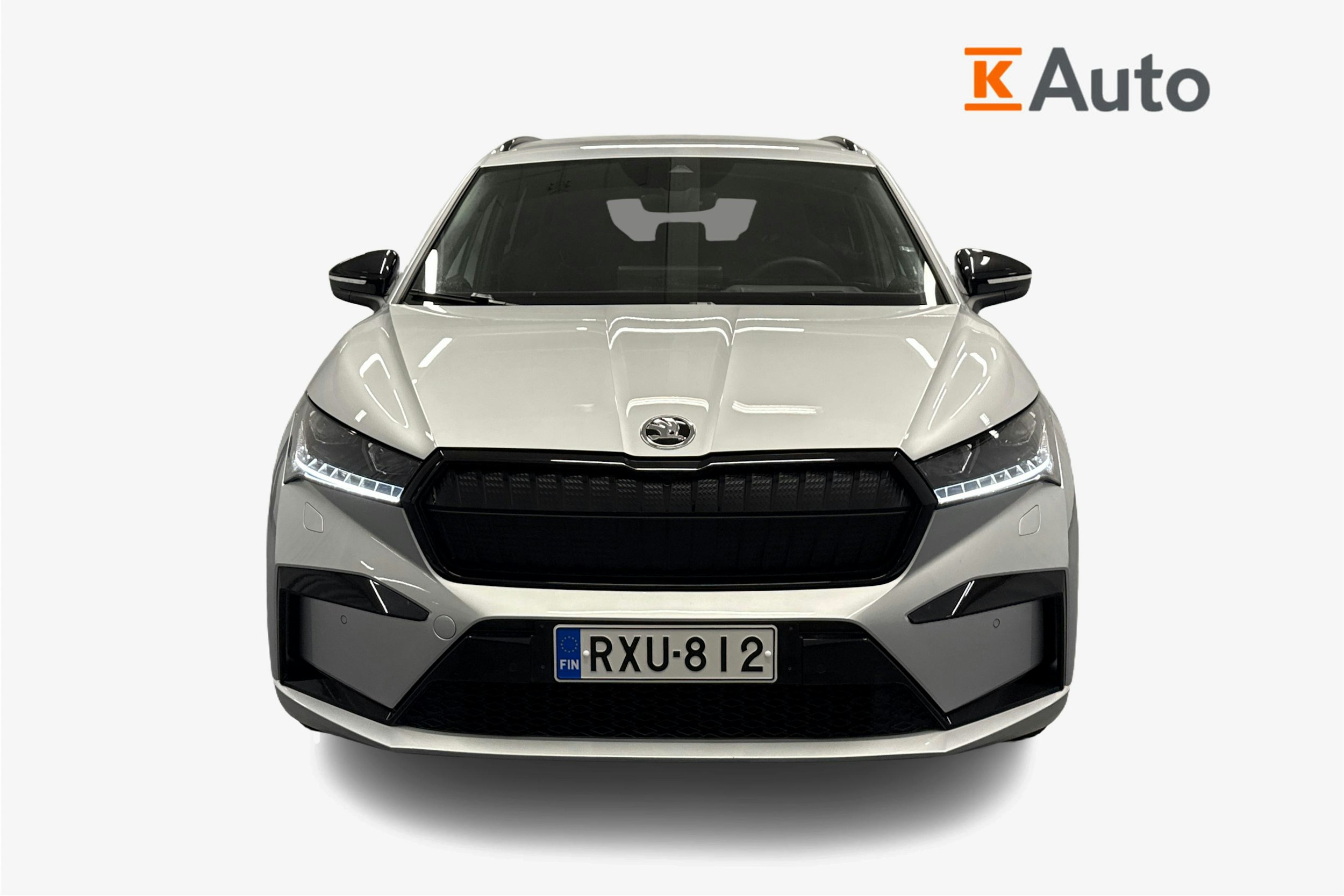 harmaa Skoda Enyaq 2022 kuva 5.