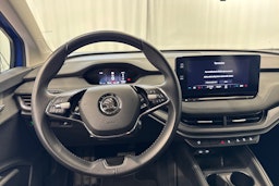sininen Skoda Enyaq 2022 kuva 15.