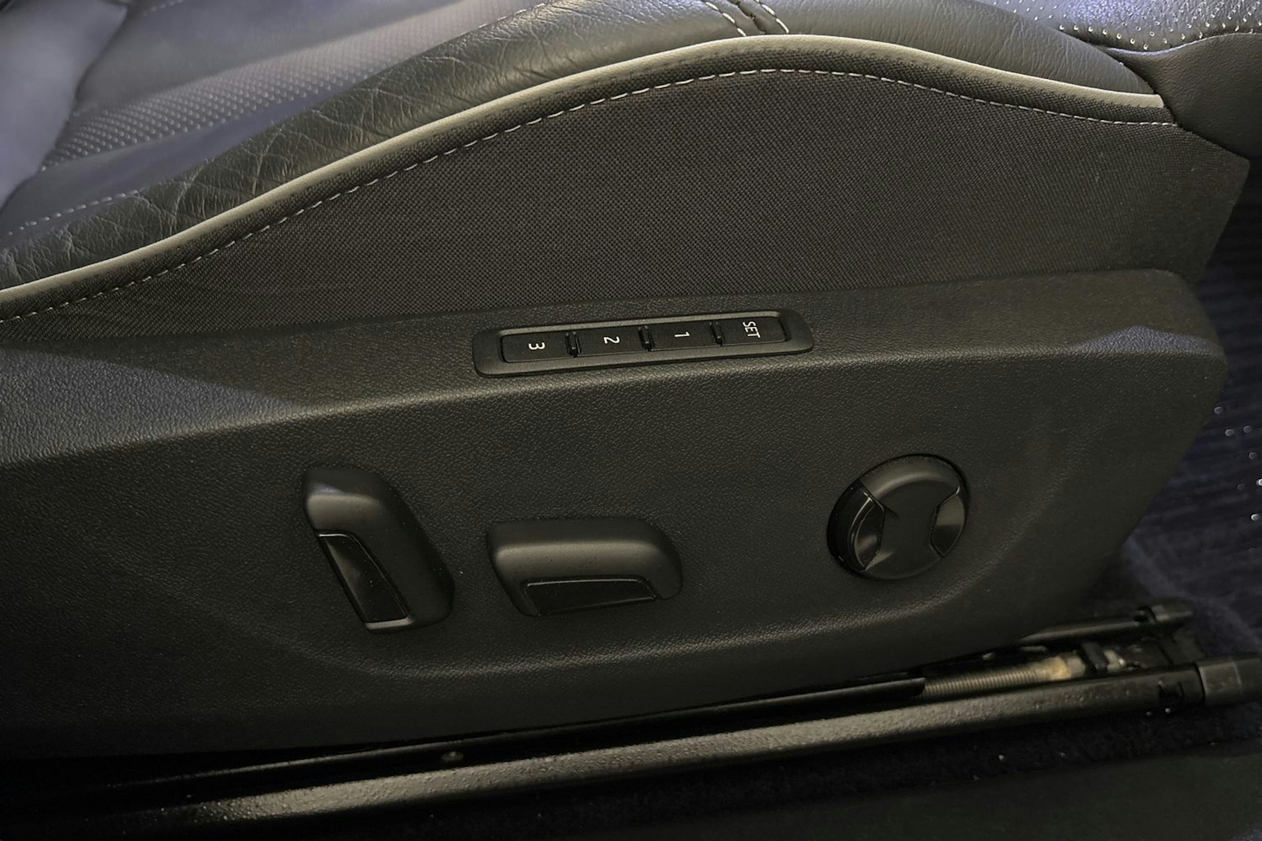 hopea Skoda Enyaq 2022 kuva 15.