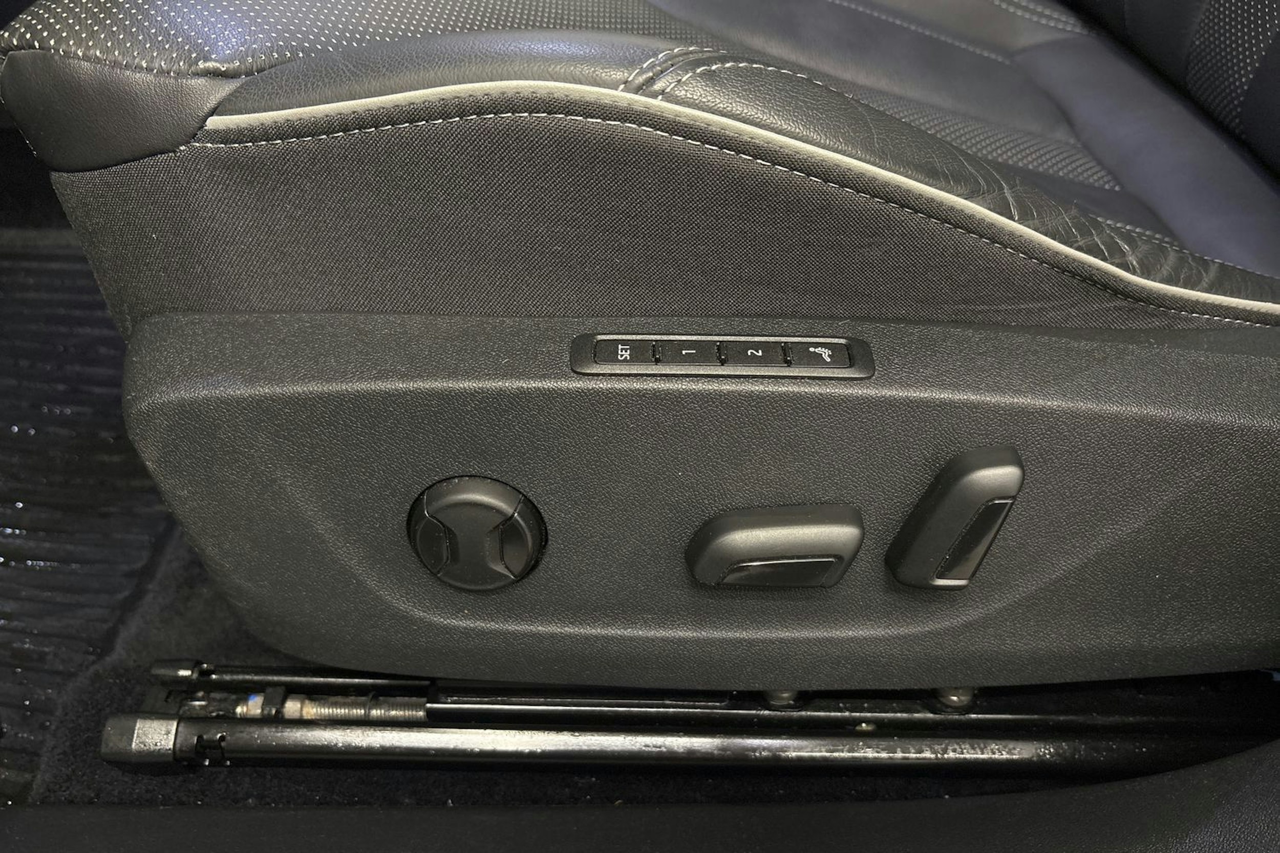 hopea Skoda Enyaq 2022 kuva 20.